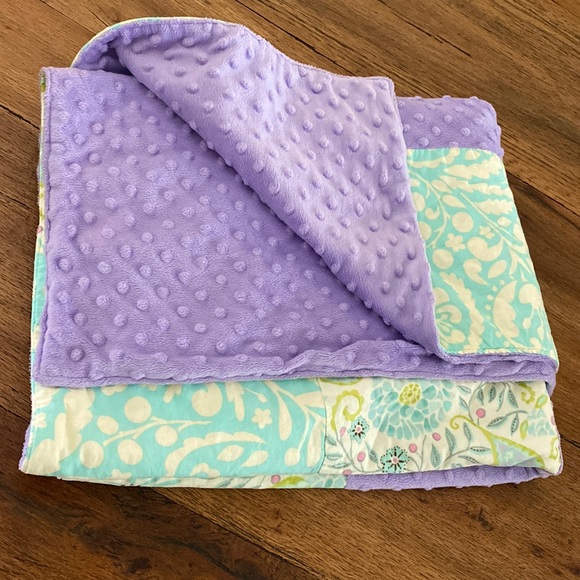 Crib or toddler size minky quilt - Picture 3 of 4